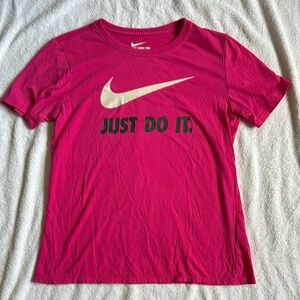 Nike Women’s Athletic Cut Just Do It Short Sleeve T-Shirt Size M